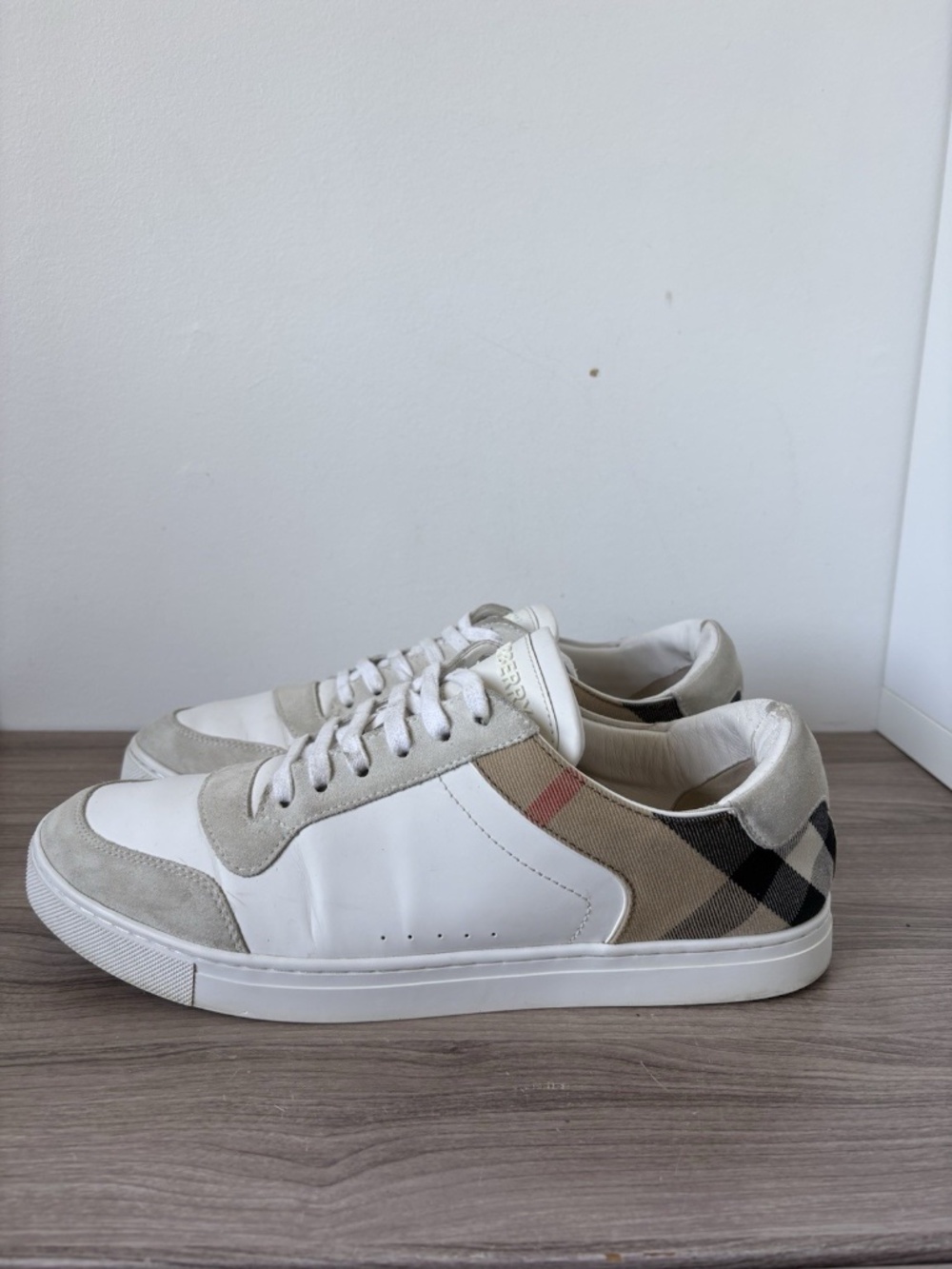 Burberry Sneakers Stevie White / Nova Check Leather Sz 45.5 / 12.5 us Authentic